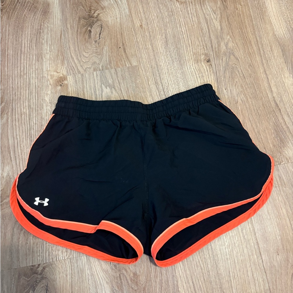 Under Armour Athletic Shorts Black and Orange with Curved Hem
